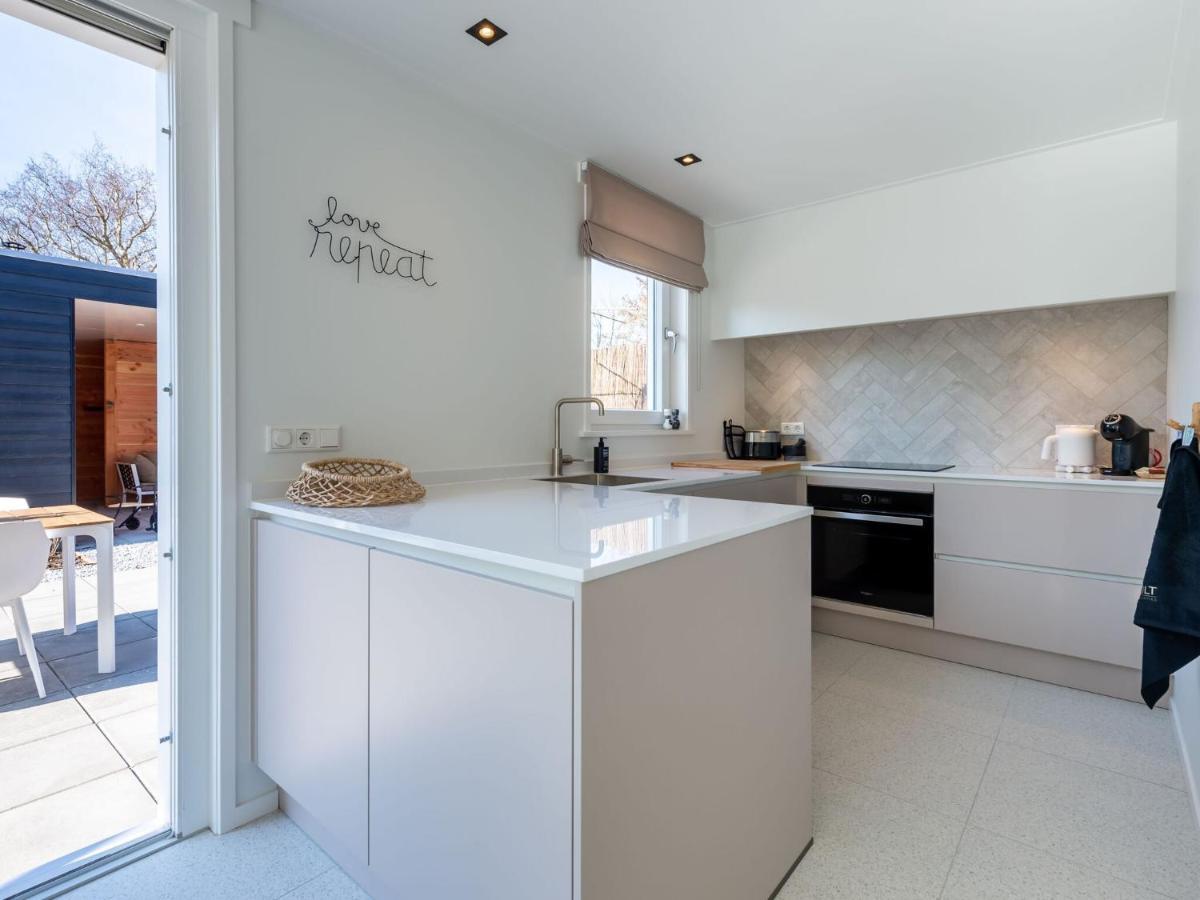 Cosy Holiday Home In Oostkapelle With A Garden 外观 照片